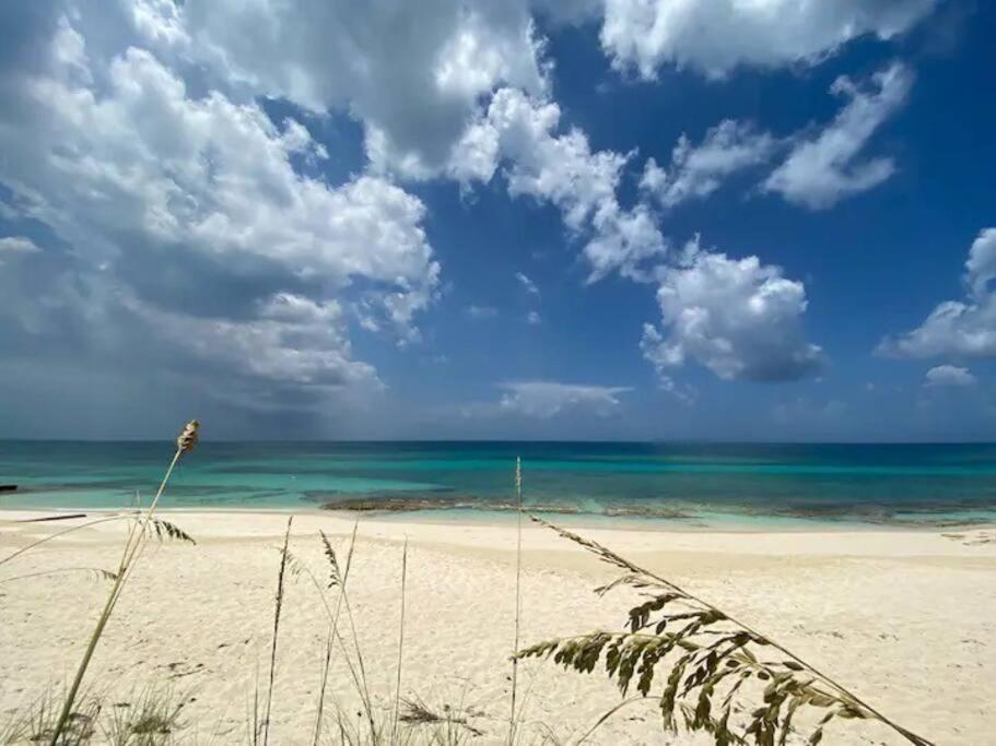 Beach'Nbarefoot Nassau Bagian luar foto